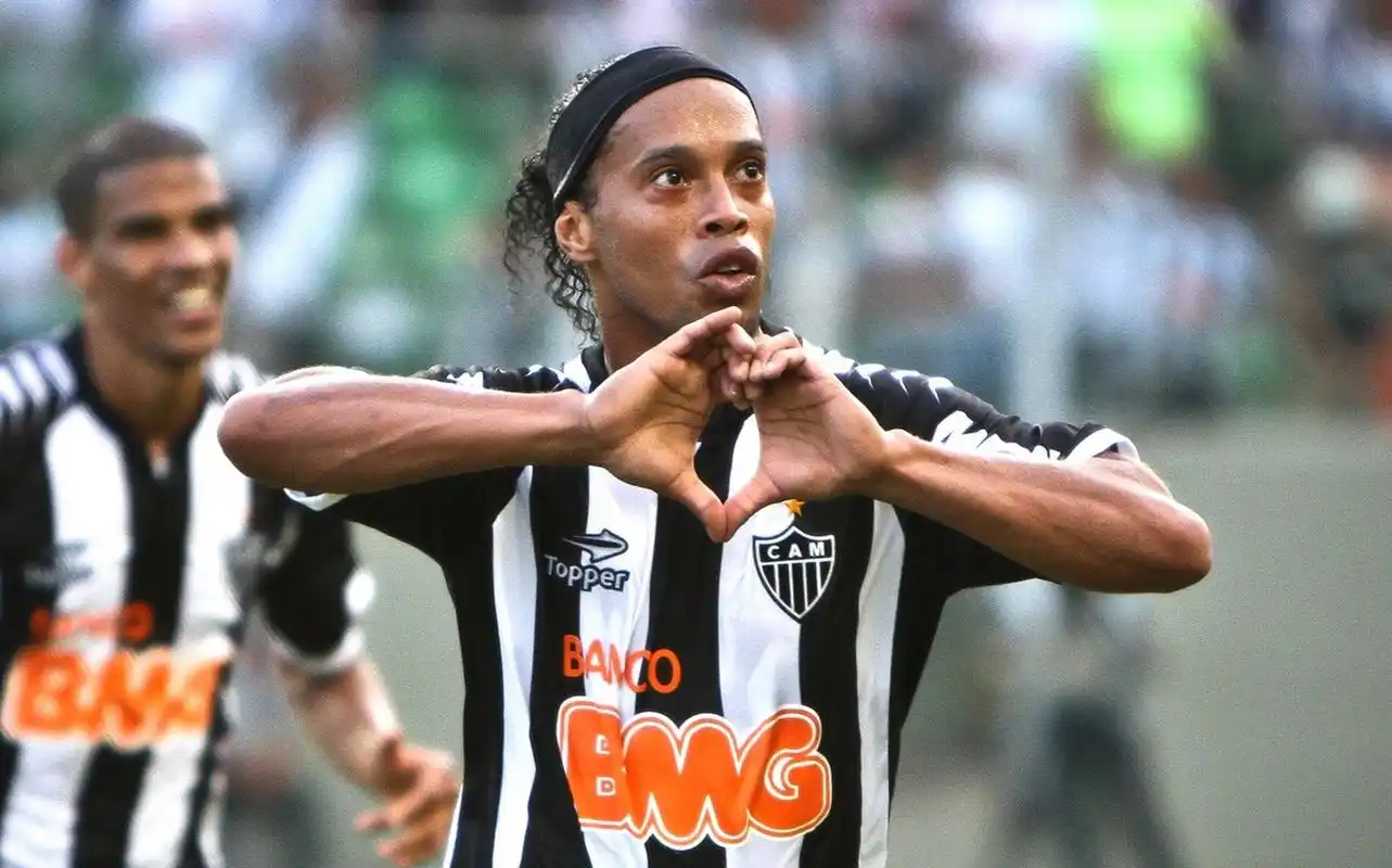 动诠释了什 动诠释了什