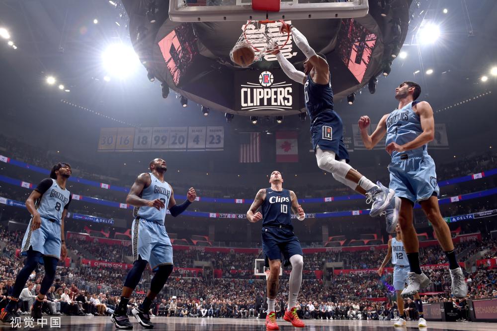 行云流水般 行云流水般