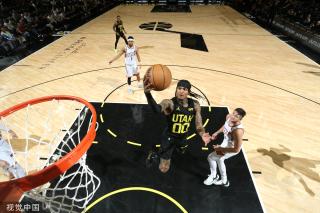 它不仅需要 它不仅需要